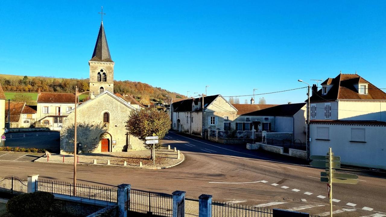 Le 3 Rue De Fontenay Marmagne  Exteriör bild